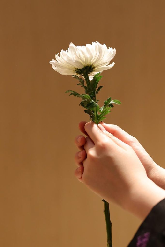 Bouwens Uitvaarten biedt waardigheid en respect bij het organiseren van passende uitvaartceremonies voor geliefden
